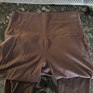 Brand new lulu aligns